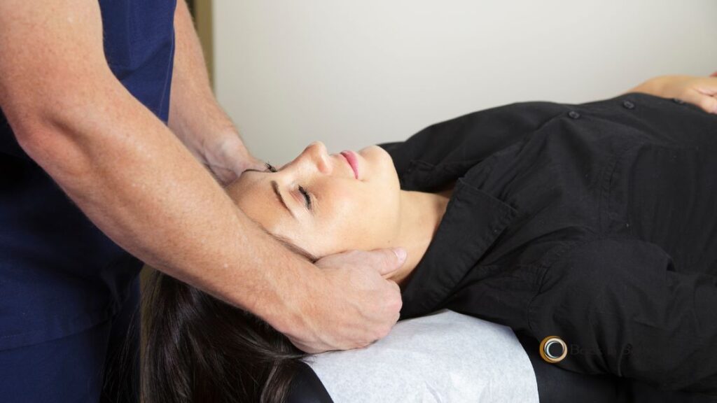 chiropractor care for better sleep quality